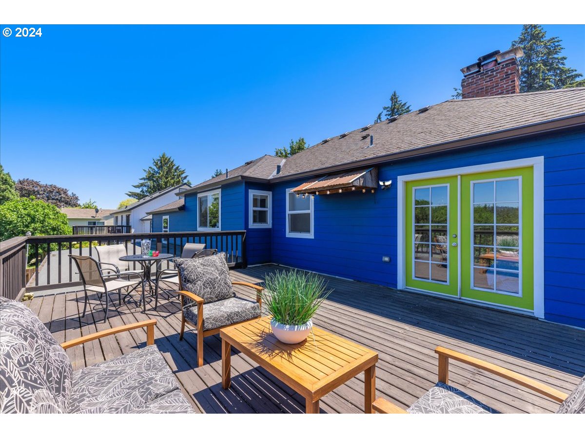 3345 Southwest Primrose Street Portland, OR 97219 - Photo 34 of 47 Gallery Image 34