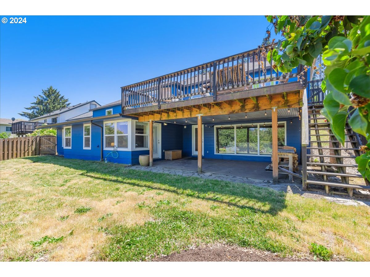 3345 Southwest Primrose Street Portland, OR 97219 - Photo 41 of 47 Gallery Image 41
