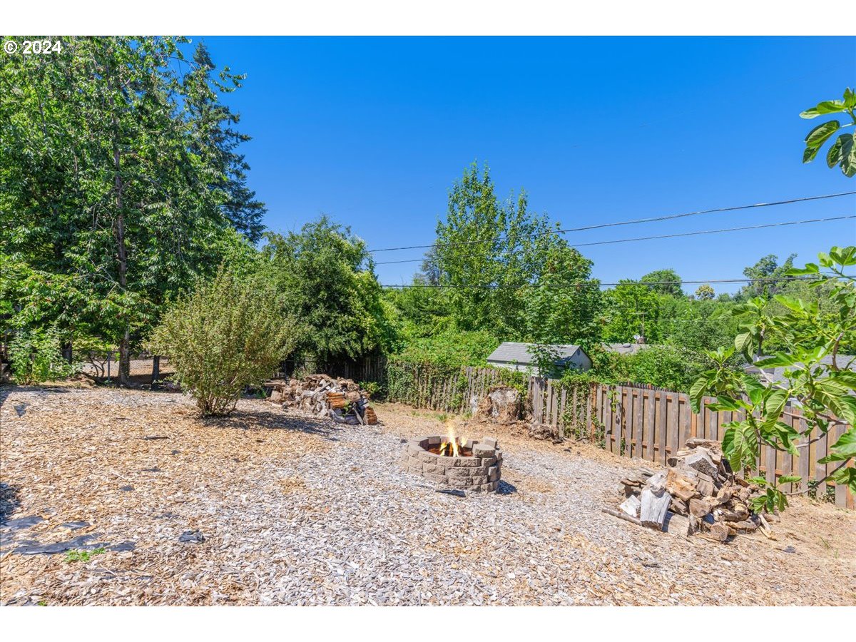 3345 Southwest Primrose Street Portland, OR 97219 - Photo 42 of 47 Gallery Image 42