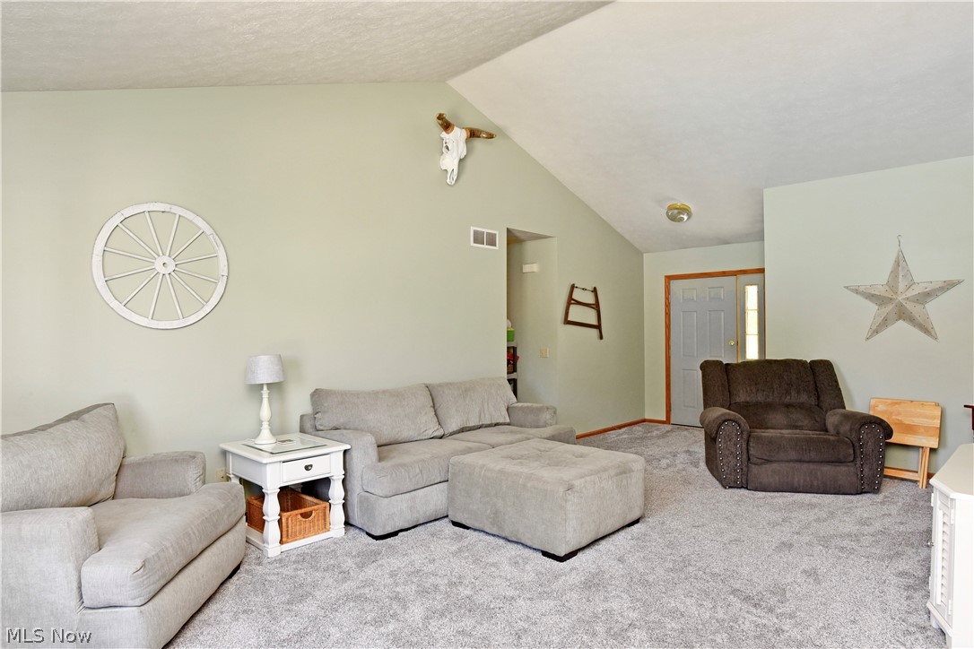 2010 Park Road Southeast Carrollton, OH 44615 - Photo 13 of 25 Gallery Image 13