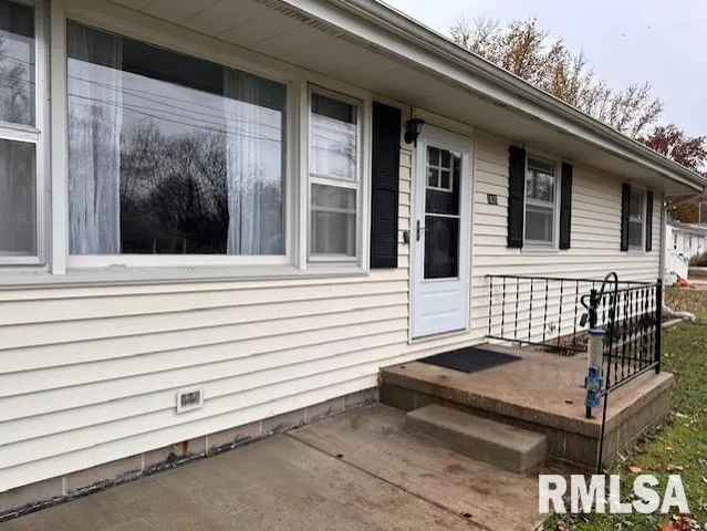 $157,500 | 1835 Cedar Street, Jacksonville, IL 62650