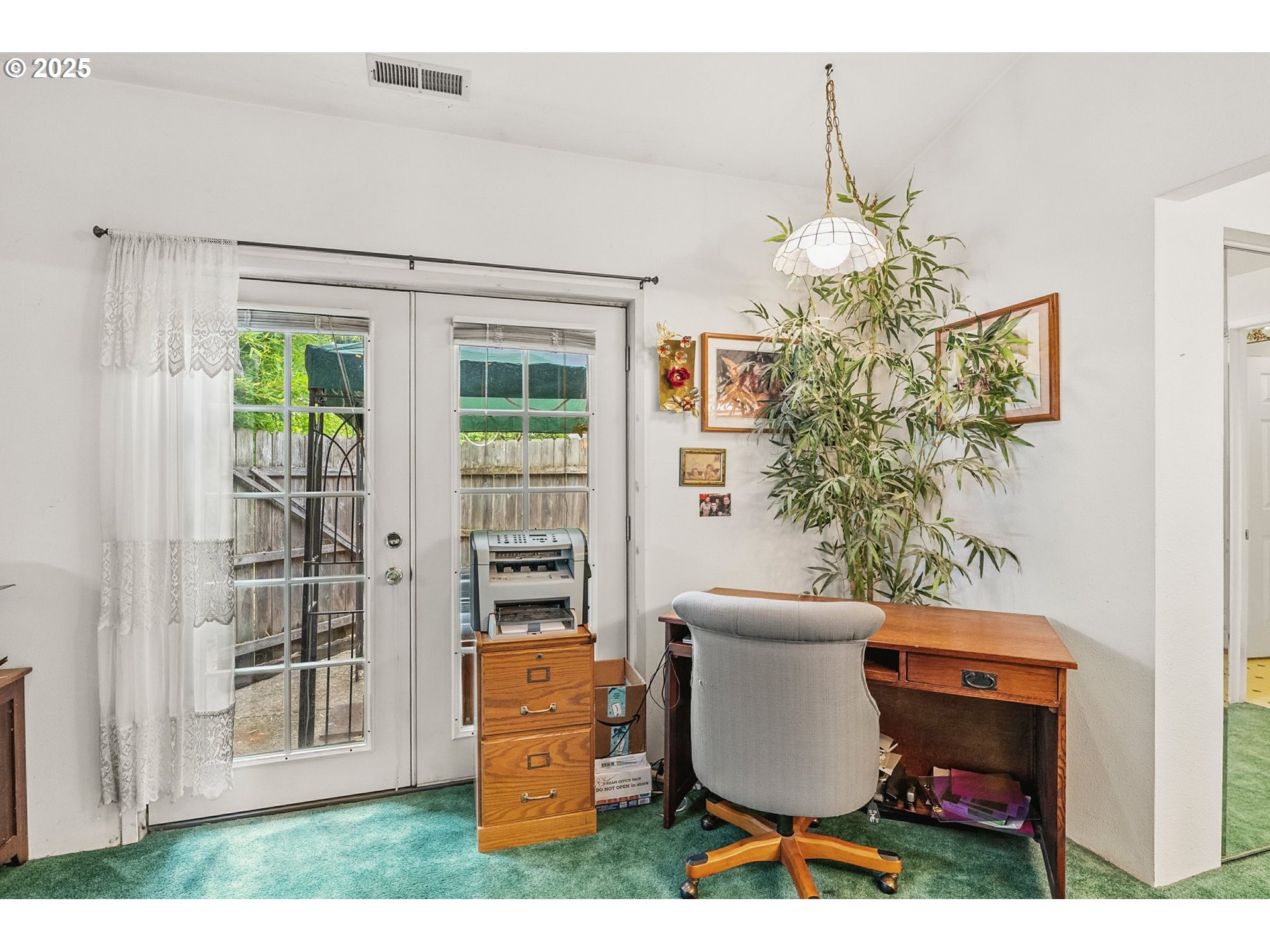 3515 Regent Avenue Eugene, OR 97401 - Photo 17 of 45 Bedroom, Owner's Suite