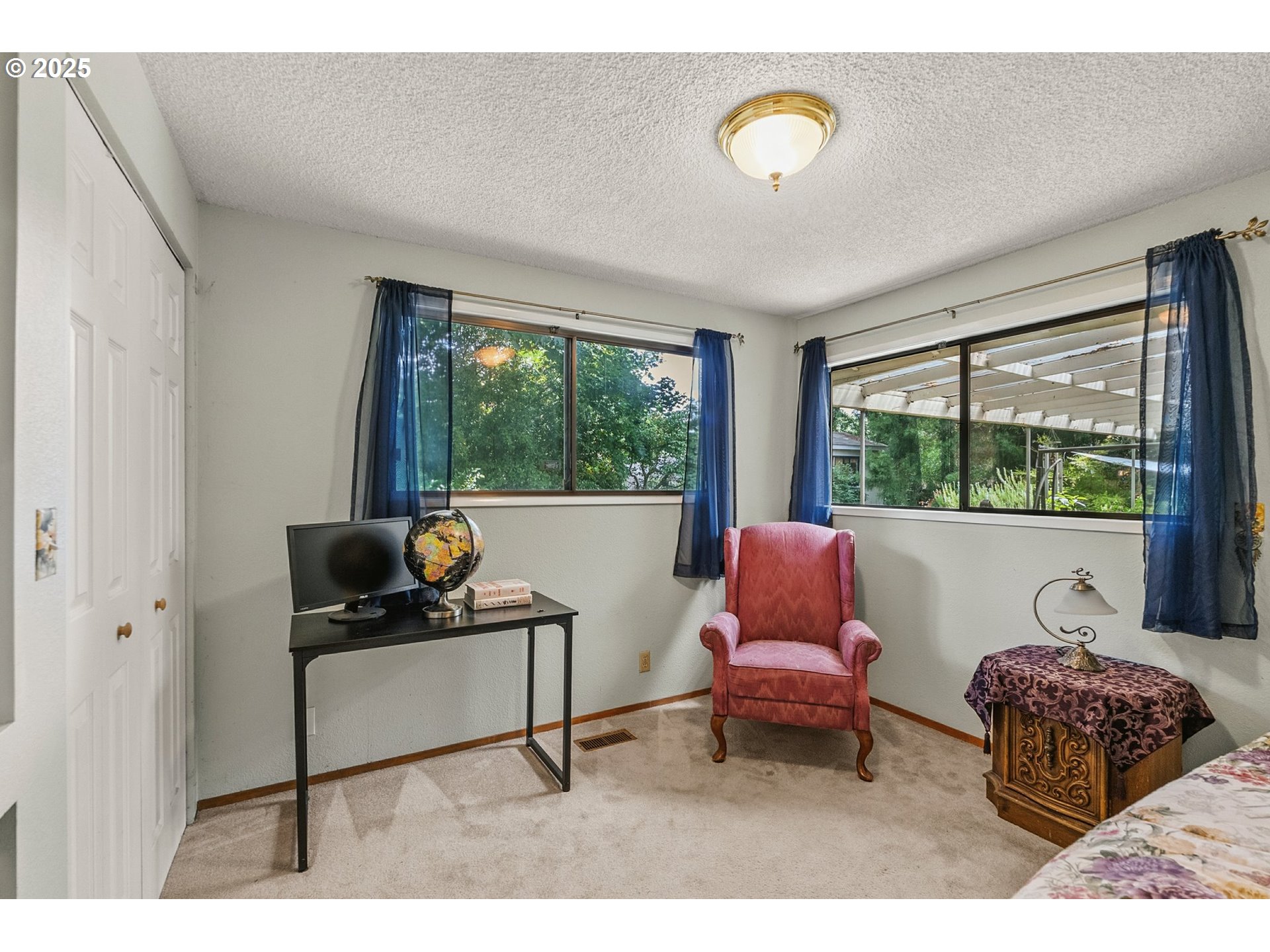 3515 Regent Avenue Eugene, OR 97401 - Photo 25 of 45 Bedroom