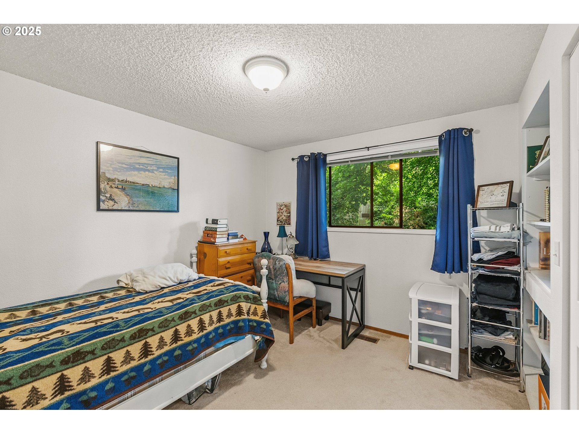 3515 Regent Avenue Eugene, OR 97401 - Photo 27 of 45 Bedroom