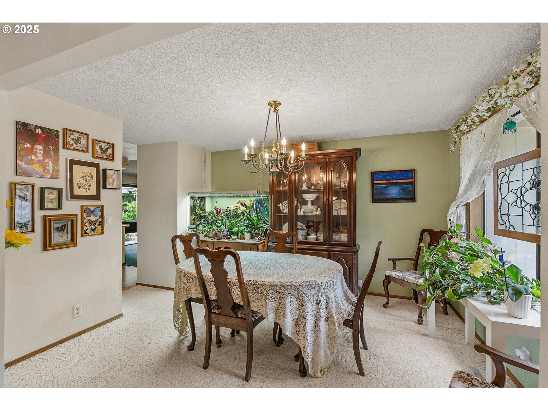 3515 Regent Avenue Eugene, OR 97401 - Photo 6 of 45