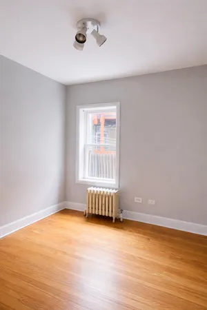 $2,300 | 3716 North Cicero Avenue, Unit 2E, Chicago, IL 60641