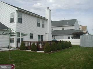 2209 Rittenhouse Square Bensalem, PA 19020 - Photo 2 of 6 Gallery Image 2