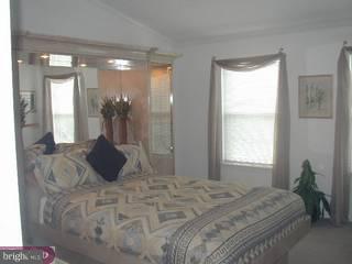 2209 Rittenhouse Square Bensalem, PA 19020 - Photo 6 of 6 Gallery Image 6
