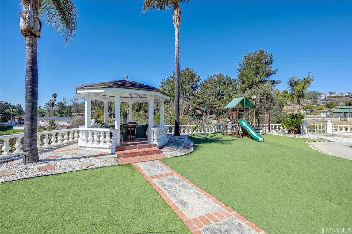 14274 Ipava Drive Poway, CA 92064 - Photo 37 of 43