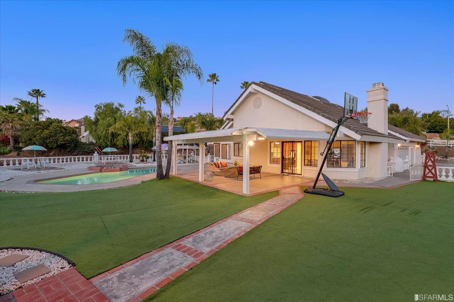 14274 Ipava Drive Poway, CA 92064 - Photo 4 of 43