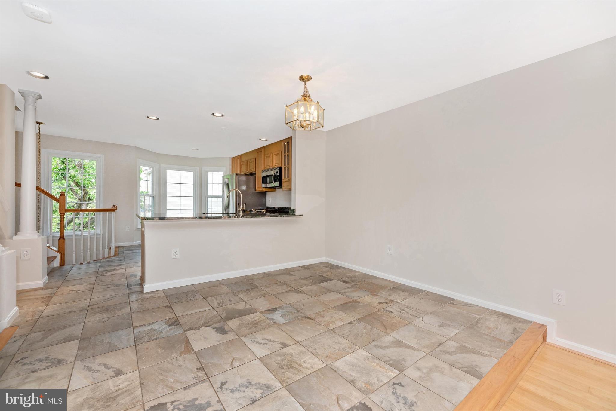 68 Victoria Square Frederick, MD 21702 - Photo 16 of 54 Dining Room