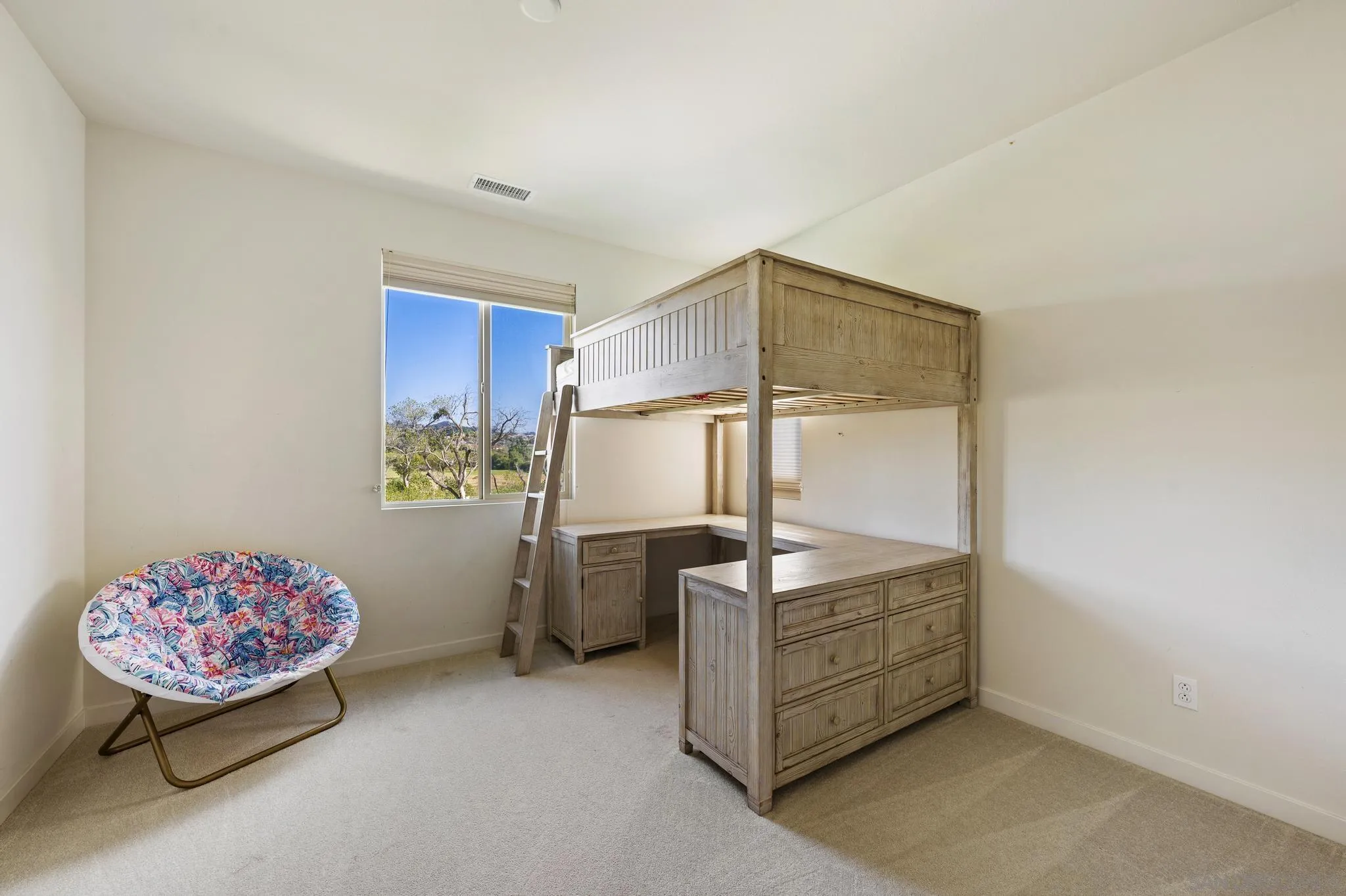 31657 Calle De Las Estrellas Bonsall, CA 92003 - Photo 19 of 30 a room with storage and utility