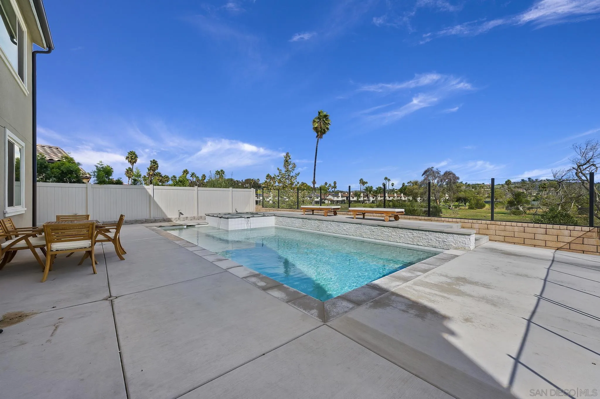 31657 Calle De Las Estrellas Bonsall, CA 92003 - Photo 27 of 30 a view of outdoor space with city view