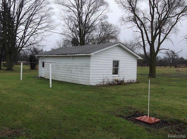 22670 29 Mile Road Ray, MI 48096 - Photo 6 of 24 6 barn.JPG