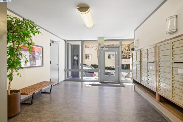 $349,000 | 150 Pearl Street, Unit 106, Oakland, CA 94611