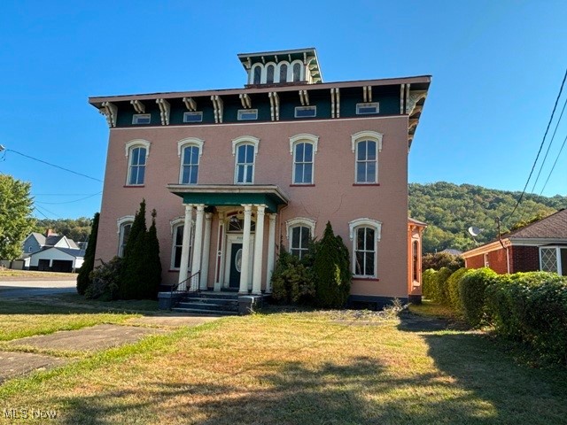 900 Ridge Avenue New Cumberland, WV 26047 - Photo 2 of 27