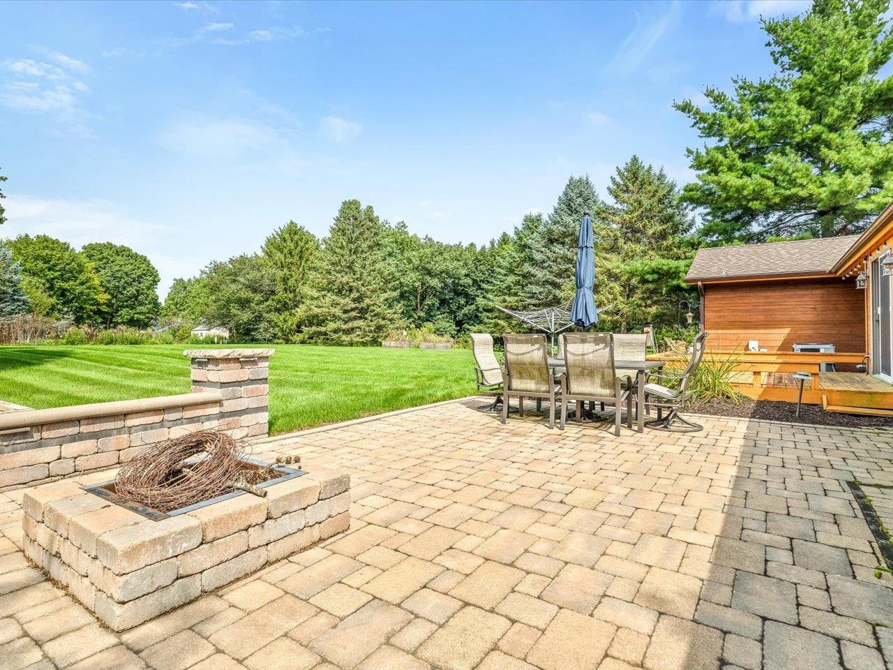 584 Sunnyfield Road Belvidere, IL 61008 - Photo 40 of 53 Gallery Image 40