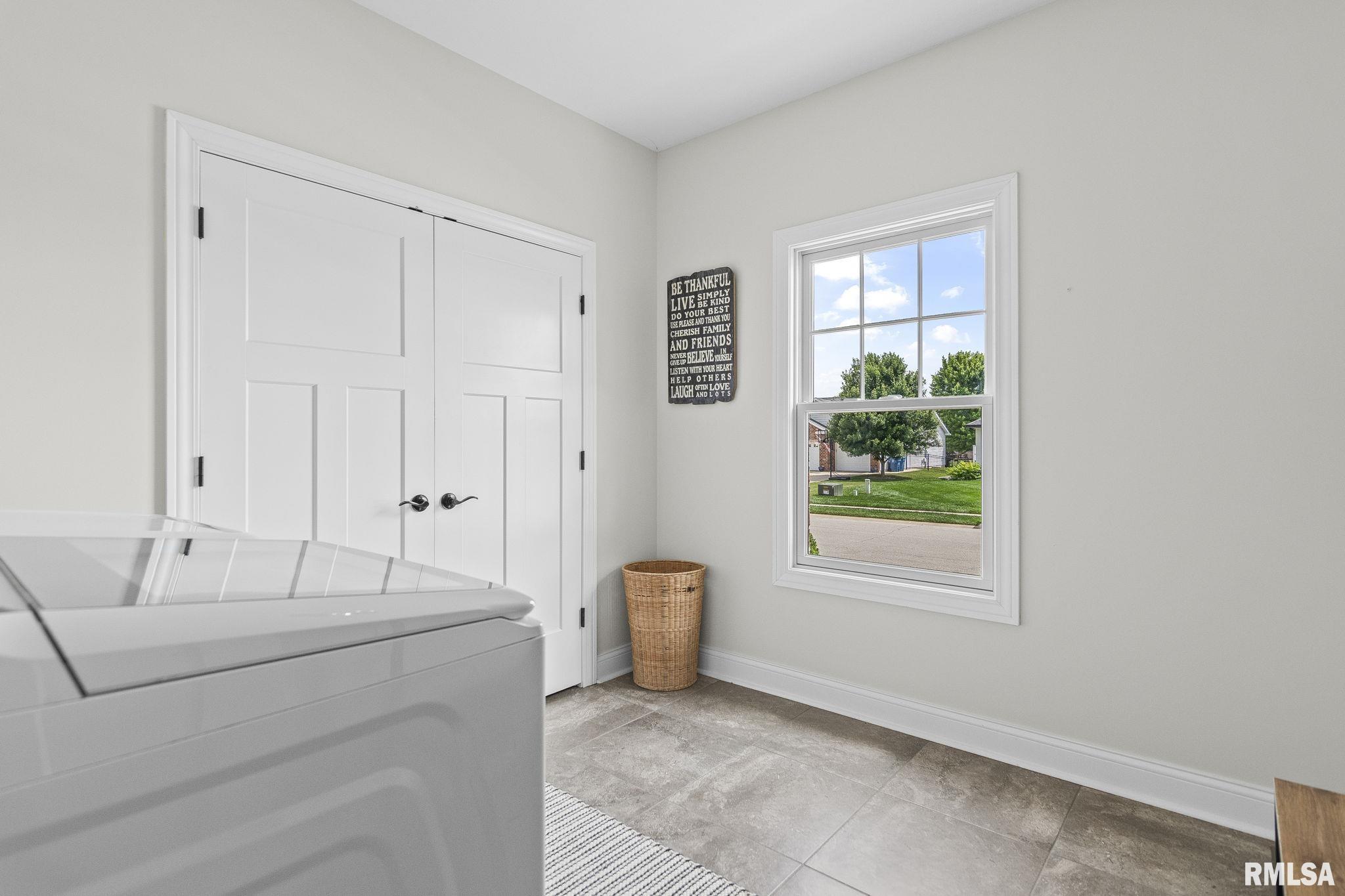904 Nine Rock Road Sherman, IL 62684 - Photo 32 of 58