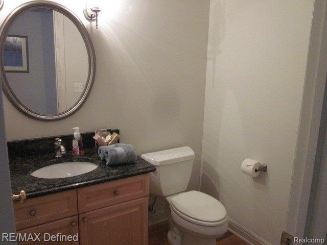 1946 Rainbow Drive Rochester, MI 48306 - Photo 23 of 25 Powder Room