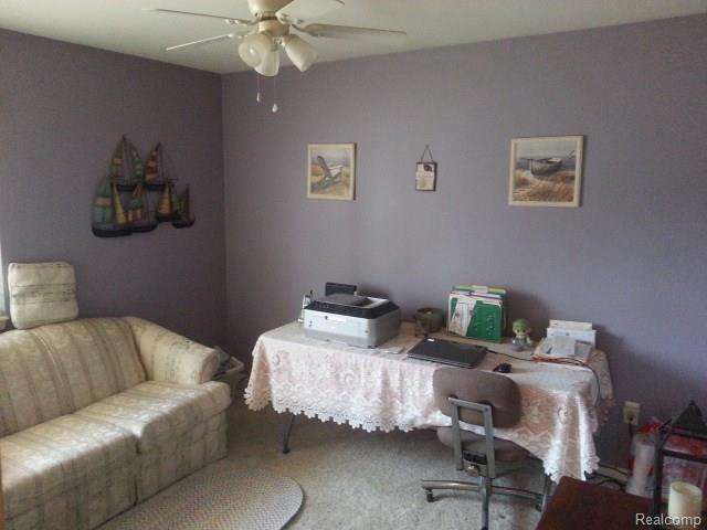 4090 Mapleleaf Road Waterford, MI 48328 - Photo 29 of 31 20150424_163324.jpg