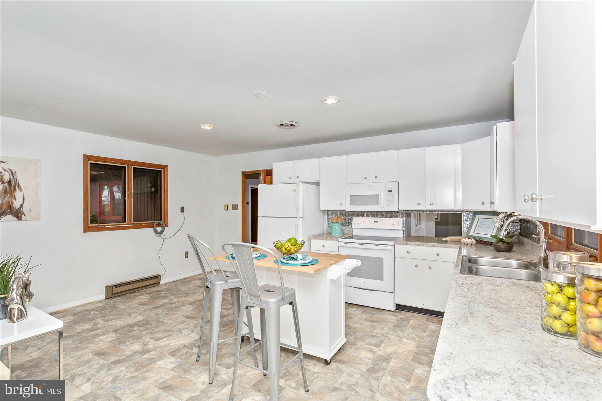 7816 Marker Road Middletown, MD 21769 - Photo 12 of 30 Kitchen