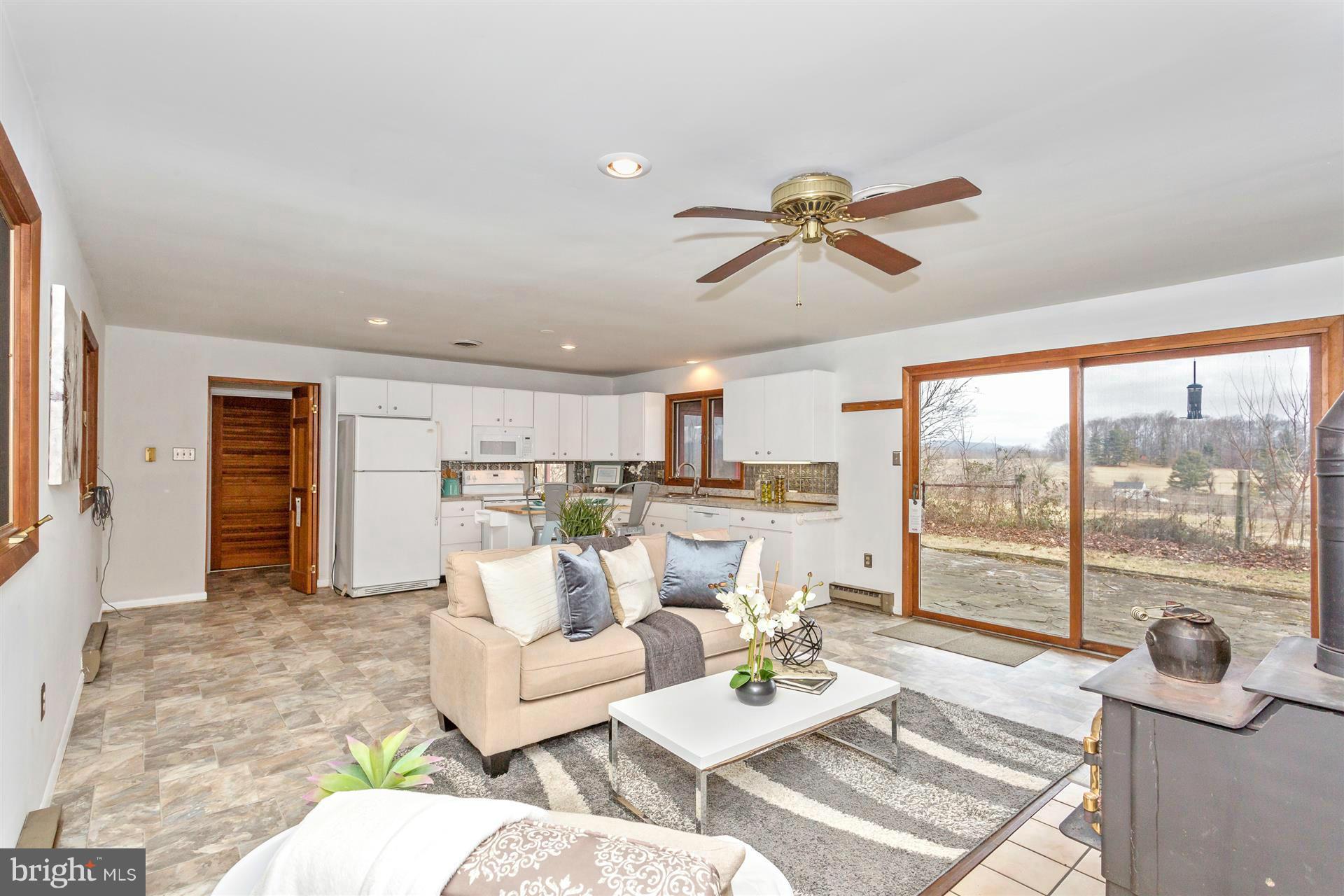 7816 Marker Road Middletown, MD 21769 - Photo 14 of 30 Interior (General)