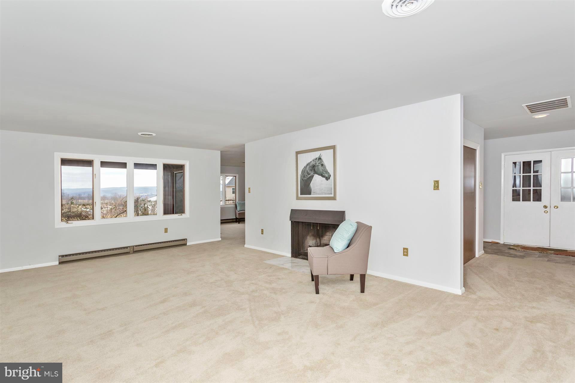 7816 Marker Road Middletown, MD 21769 - Photo 16 of 30 Family Room