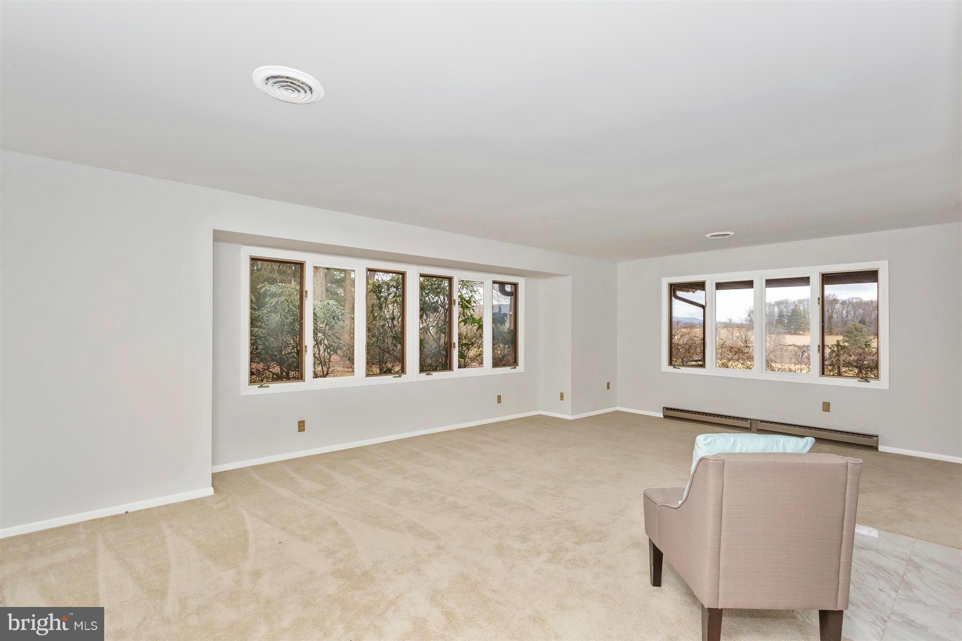 7816 Marker Road Middletown, MD 21769 - Photo 19 of 30 Family Room