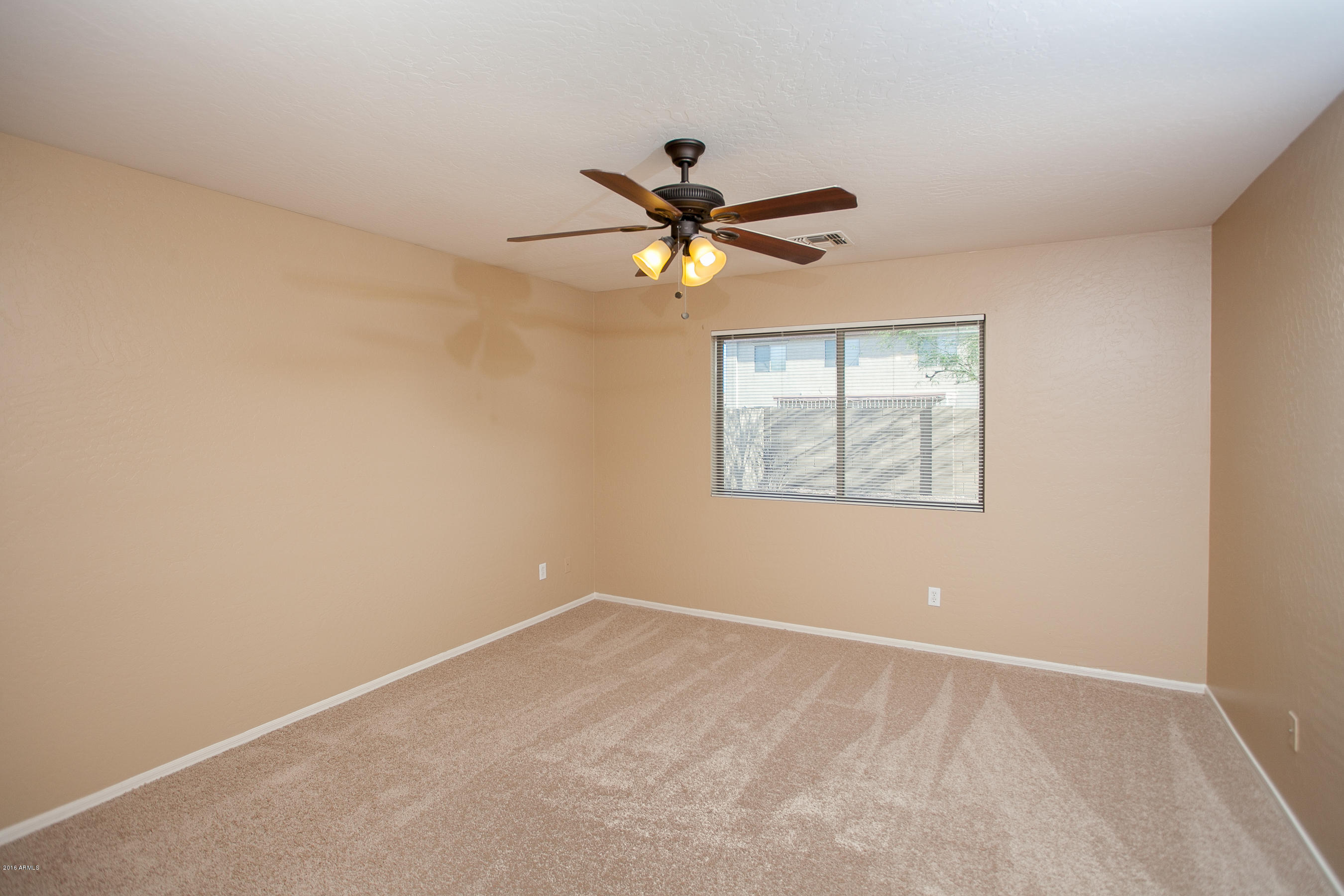 9812 West Heber Road Tolleson, AZ 85353 - Photo 5 of 34 Heber-20