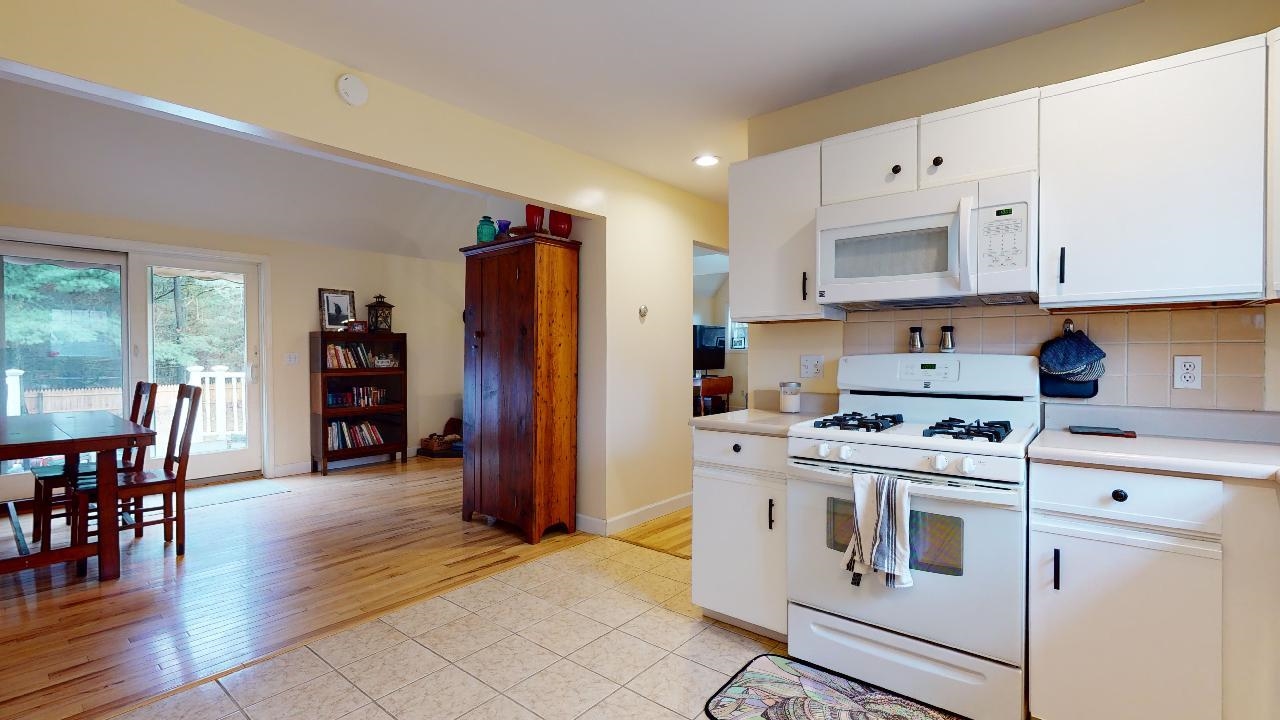 13 Hobbs Road Milton, VT 05468 - Photo 8 of 30 Gallery Image 8