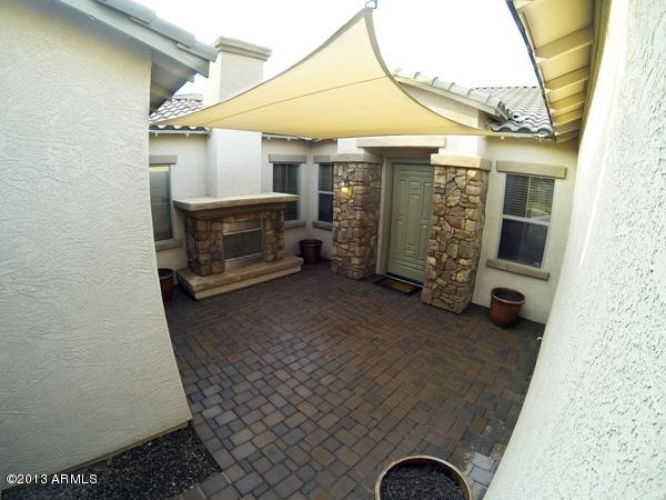 3141 East Blue Ridge Way Gilbert, AZ 85298 - Photo 6 of 34 Courtyard