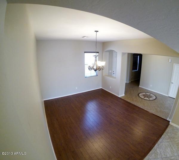 3141 East Blue Ridge Way Gilbert, AZ 85298 - Photo 9 of 34 DiningRoom