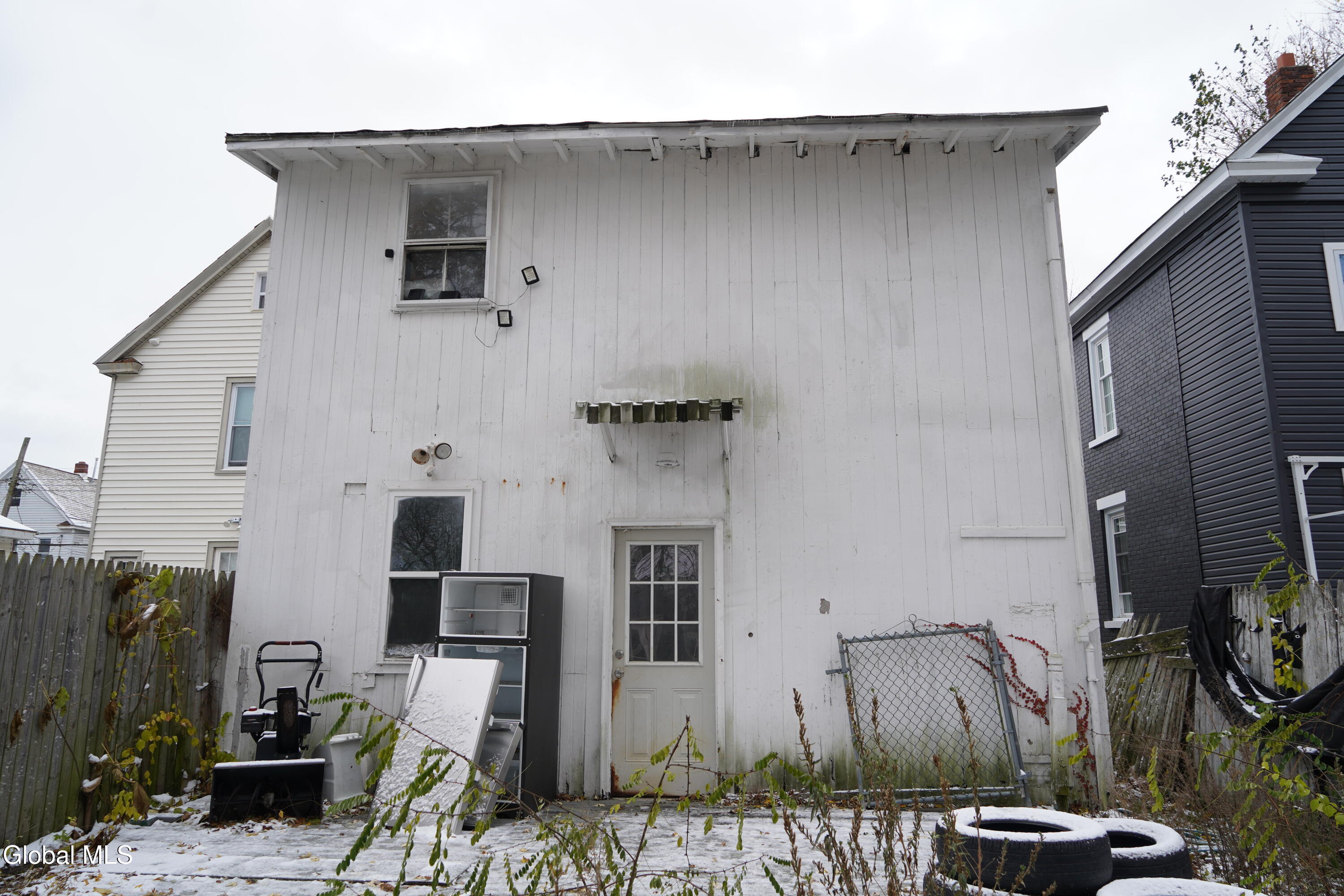 1325 6th Avenue Schenectady, NY 12303 - Photo 4 of 6 DSC01683