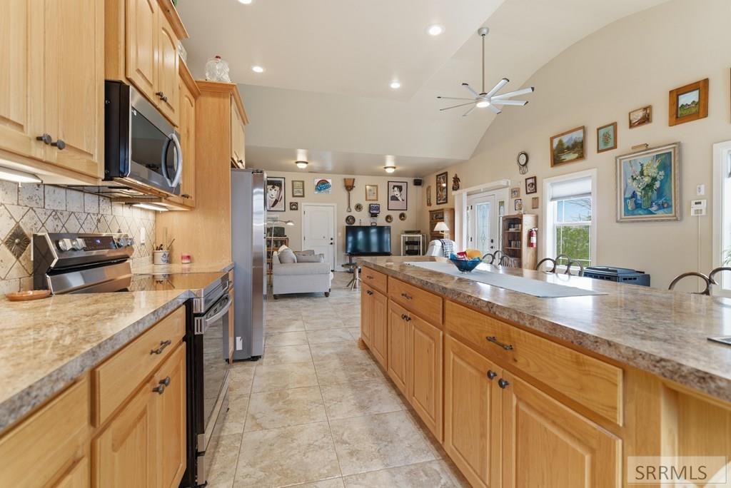 5934 South 45th Road West Idaho Falls, ID 83402 - Photo 11 of 42