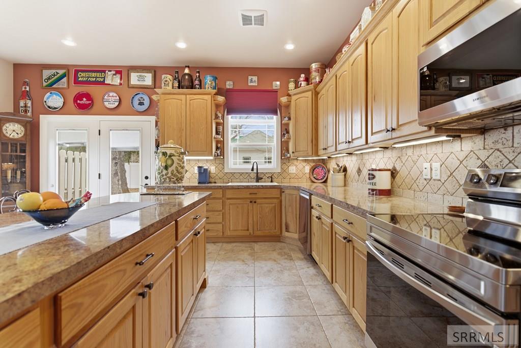 5934 South 45th Road West Idaho Falls, ID 83402 - Photo 12 of 42