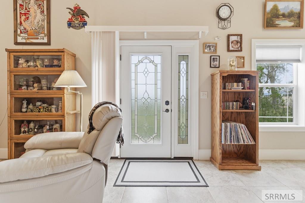 5934 South 45th Road West Idaho Falls, ID 83402 - Photo 2 of 42