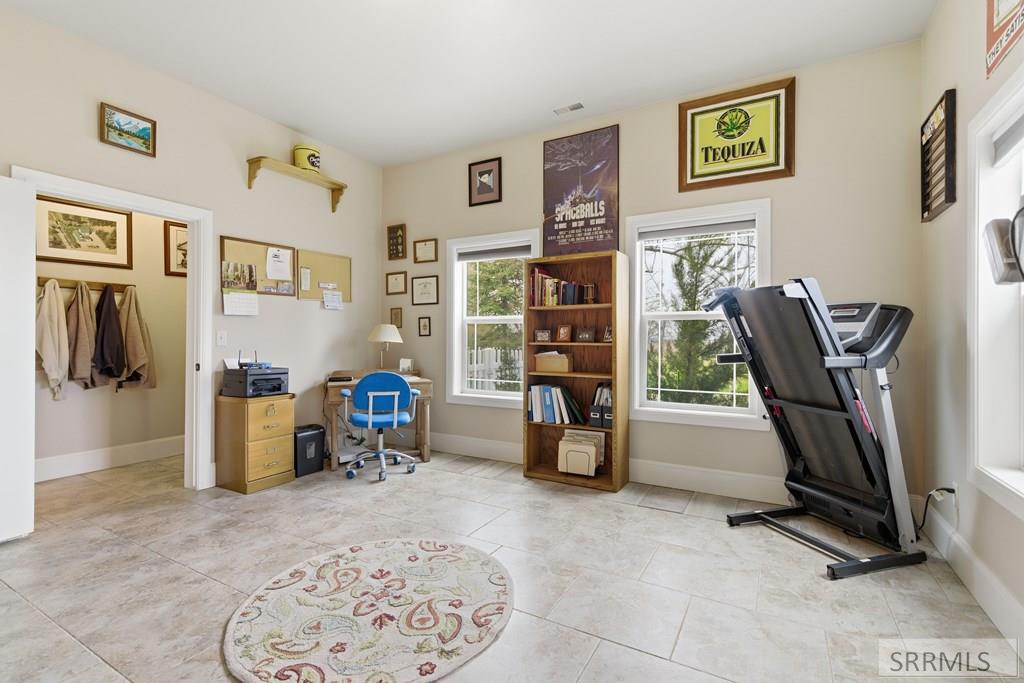 5934 South 45th Road West Idaho Falls, ID 83402 - Photo 21 of 42