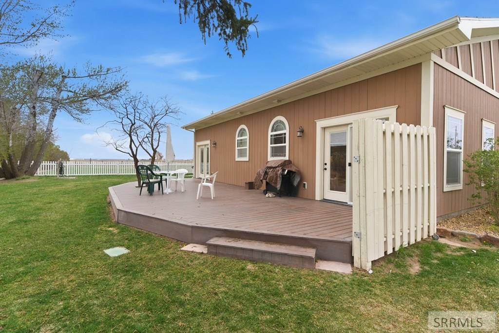 5934 South 45th Road West Idaho Falls, ID 83402 - Photo 24 of 42