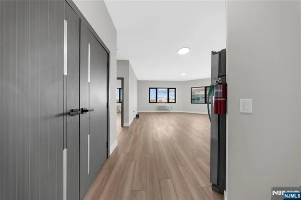 $2,150 | 87-89 Mary Street, Unit 505, Paterson, NJ 07503