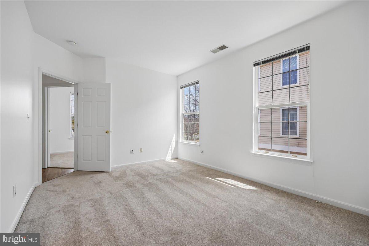 12700 Found Stone Road, Unit 206 Germantown, MD 20876 - Photo 23 of 38 Primary Bedroom