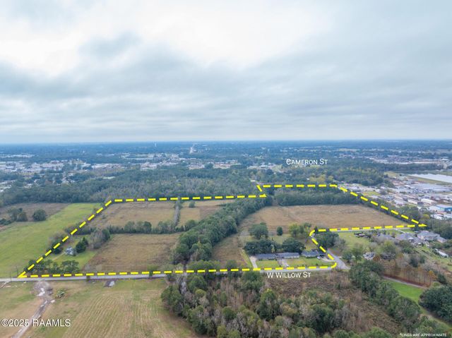 $850,000 | 2501 West Willow Street, Scott, LA 70583