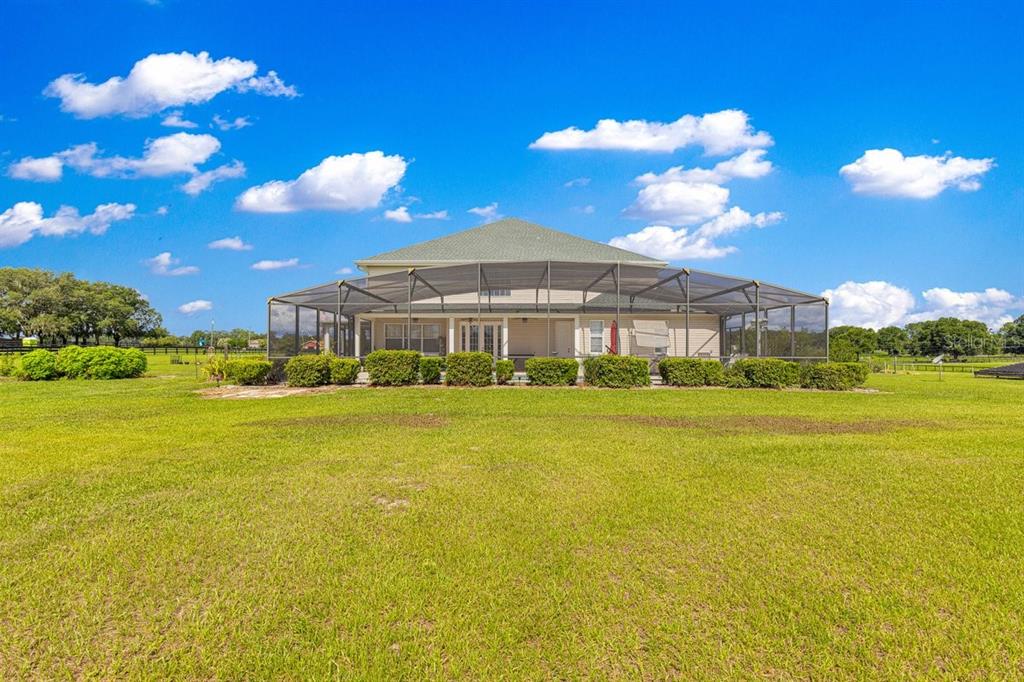 12345 Northeast 14th Avenue Anthony, FL 32617 - Photo 46 of 91 a view of a large body of water with a building in the background