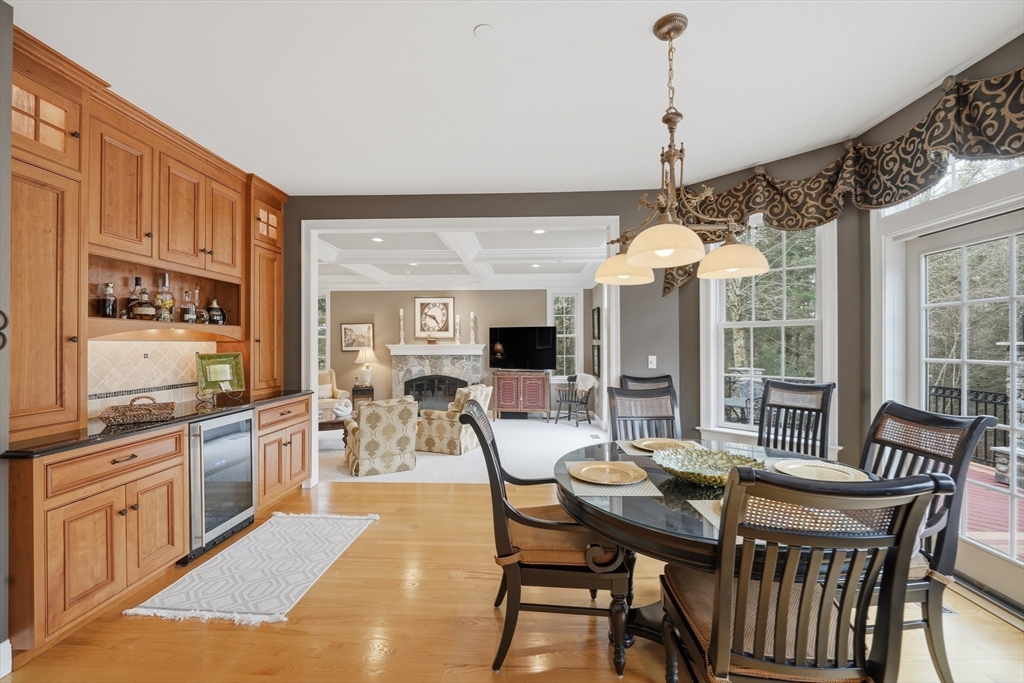 16 Falcon Heights Road Wilbraham, MA 01095 - Photo 12 of 42