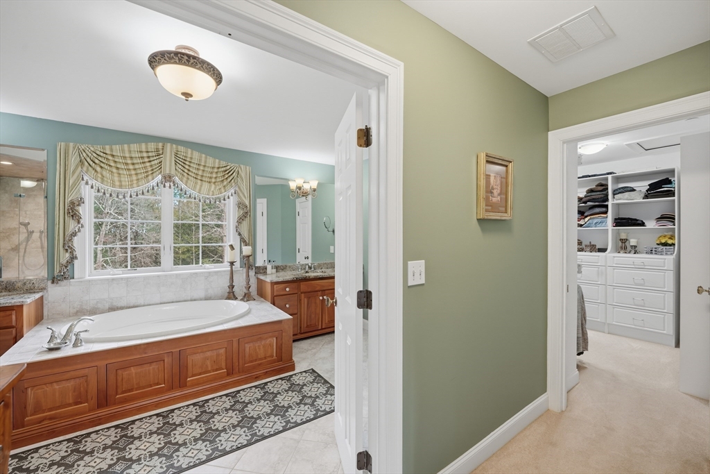 16 Falcon Heights Road Wilbraham, MA 01095 - Photo 22 of 42