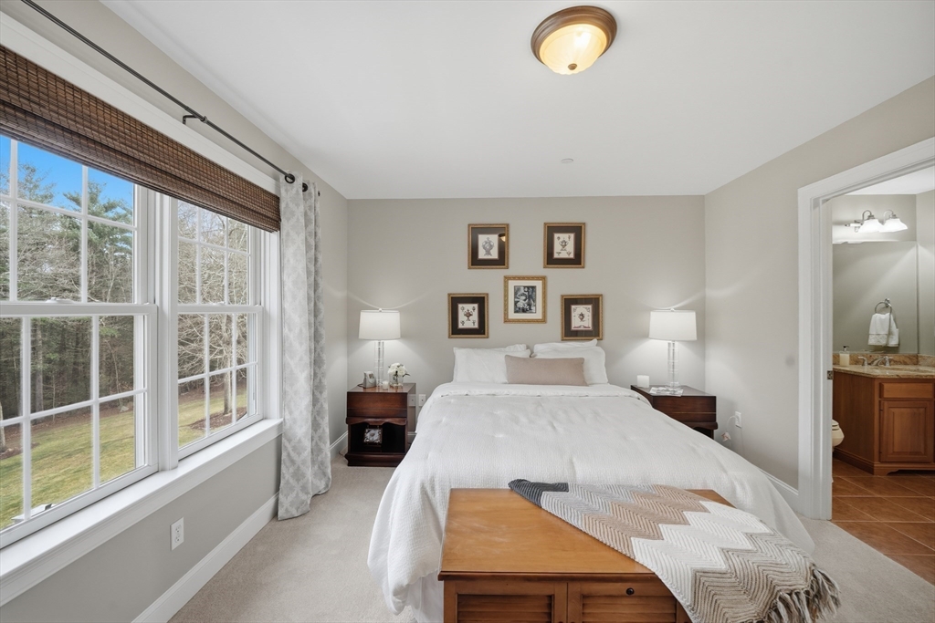 16 Falcon Heights Road Wilbraham, MA 01095 - Photo 27 of 42