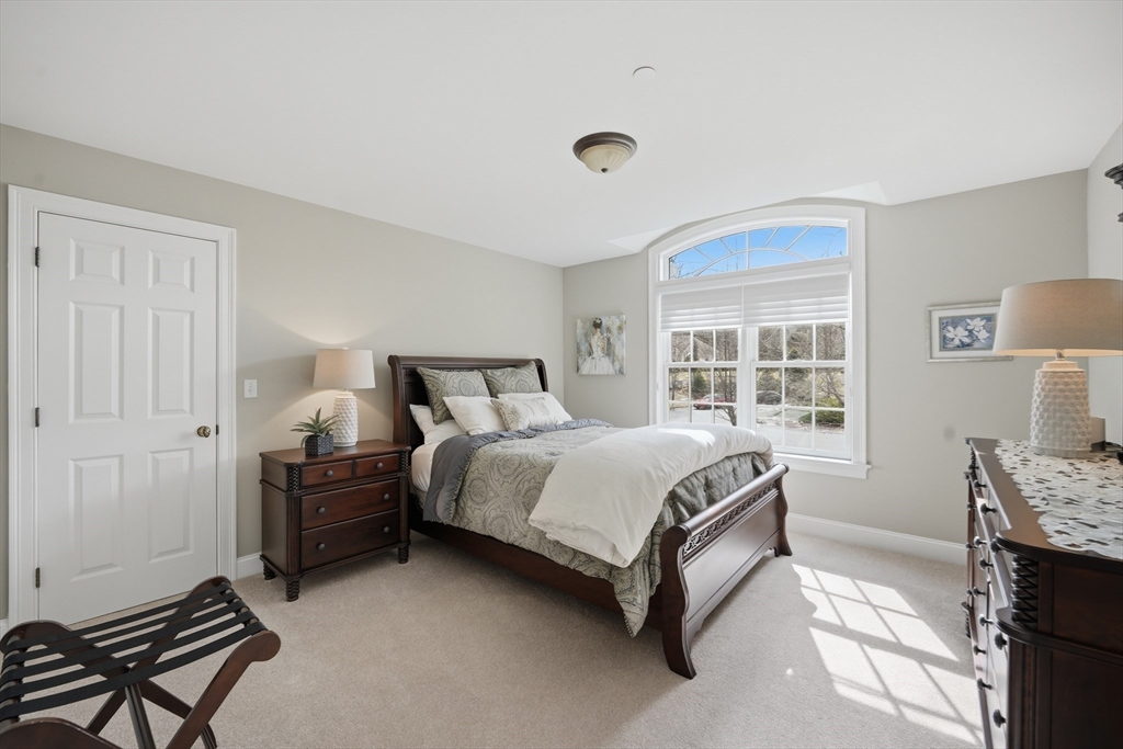 16 Falcon Heights Road Wilbraham, MA 01095 - Photo 28 of 42