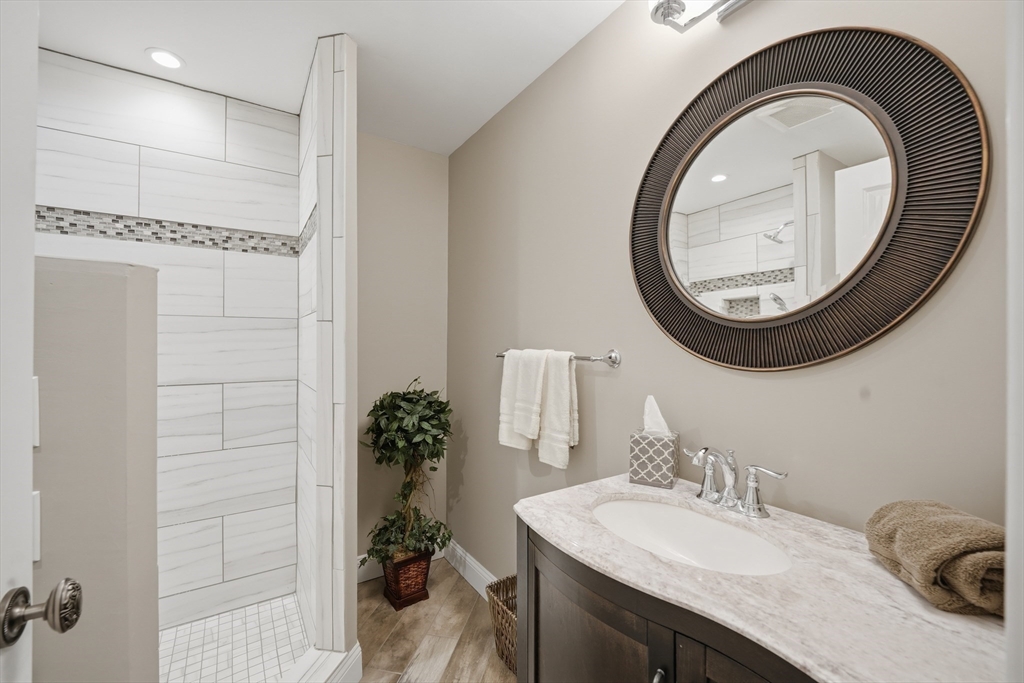 16 Falcon Heights Road Wilbraham, MA 01095 - Photo 33 of 42