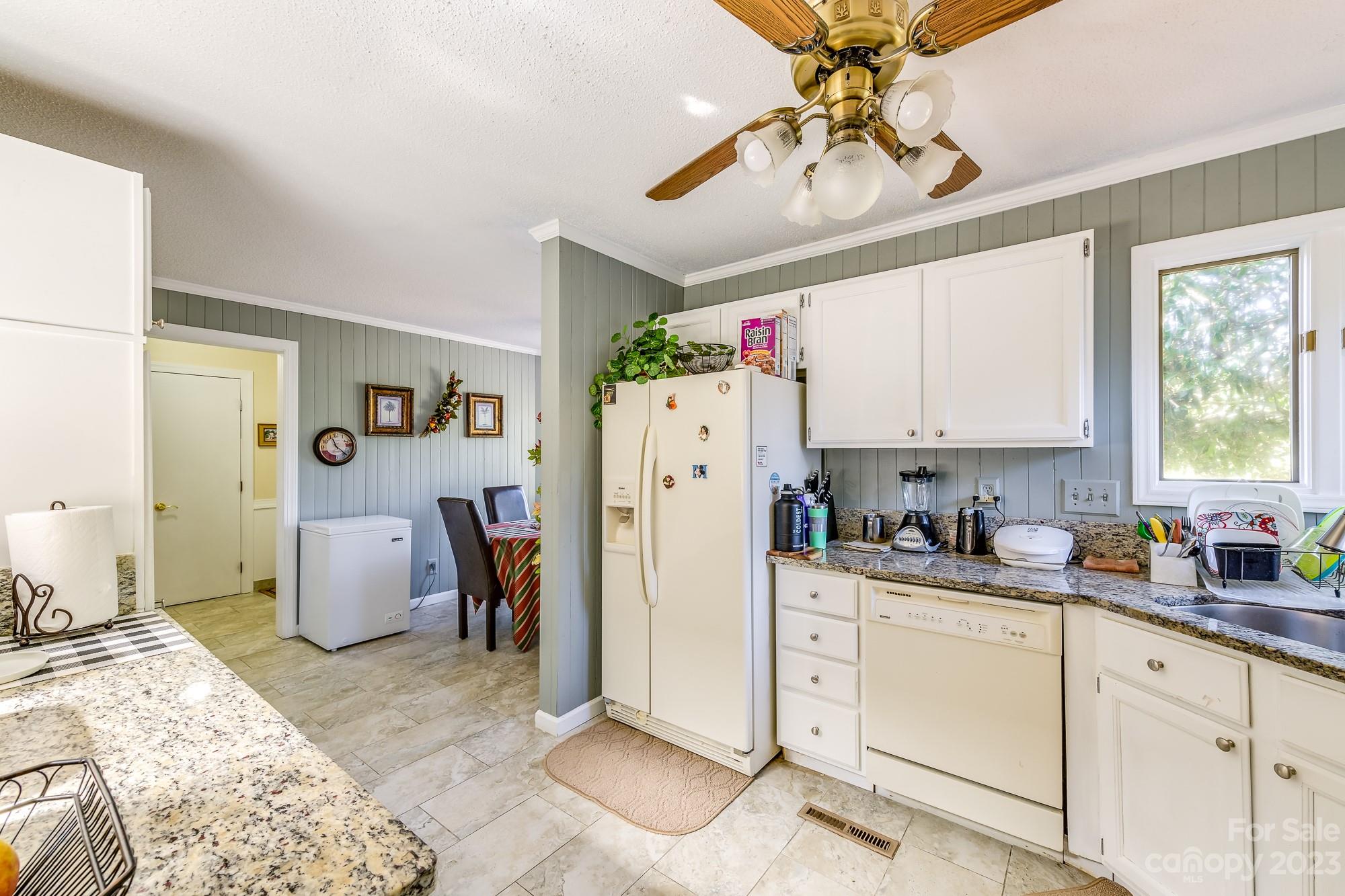 21316 Sandy Cove Road, Unit 3 Cornelius, NC 28031 - Photo 11 of 26 Gallery Image 11
