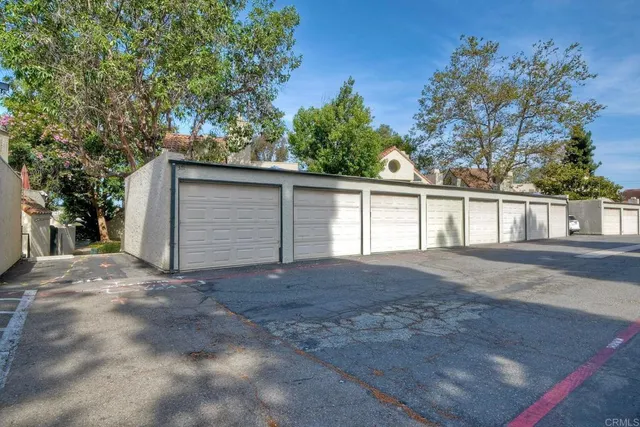 $479,000 | 371 North Melrose Drive, Unit D, Vista, CA 92083