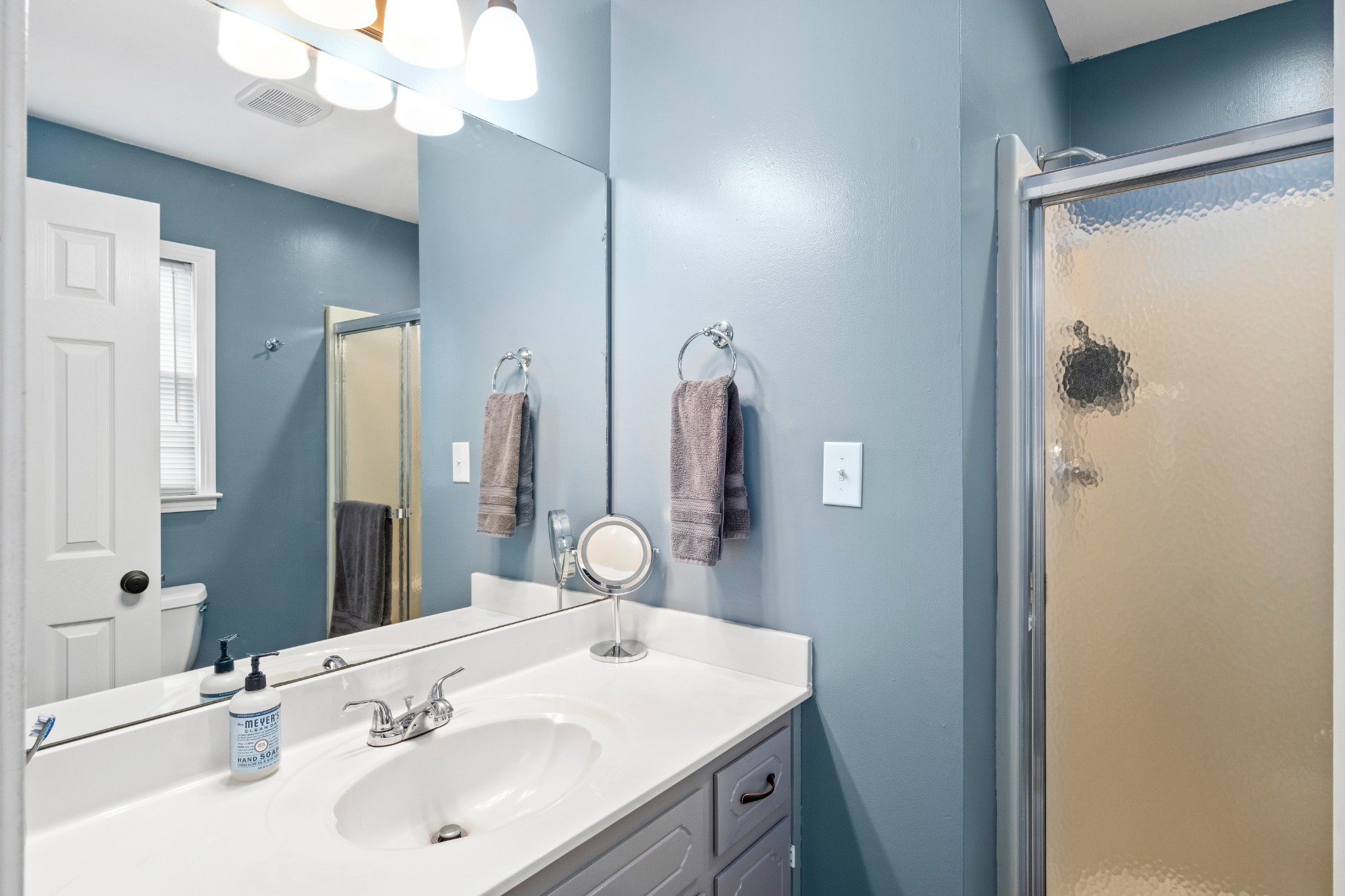 708 Rossview Road Clarksville, TN 37043 - Photo 16 of 29 Gallery Image 16
